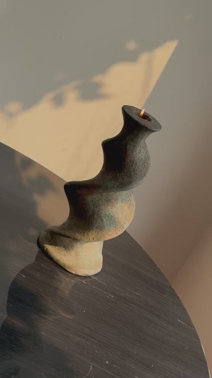 VNTG SWIRL CANDLEHOLDER